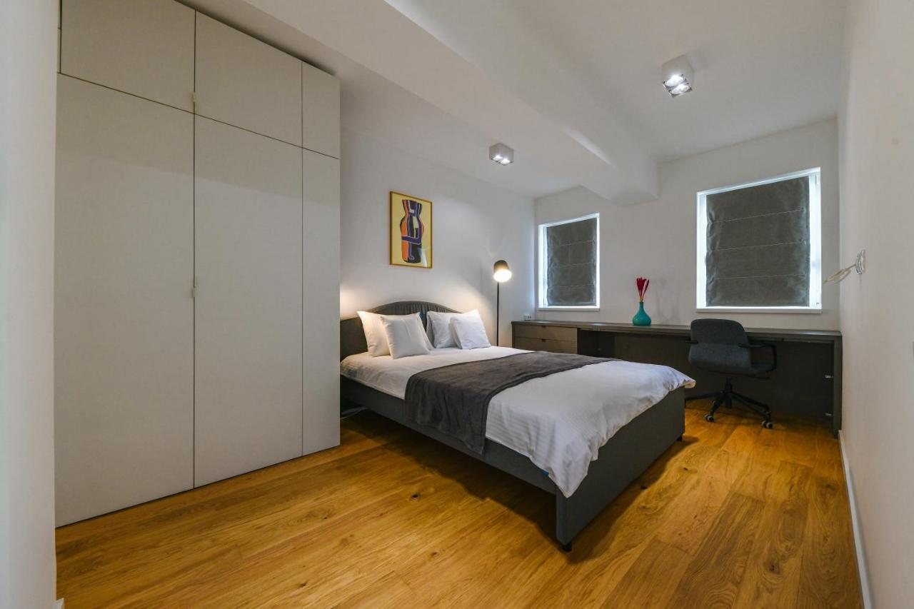Charming 2 Bedroom Apartment Kluż-Napoka Zewnętrze zdjęcie
