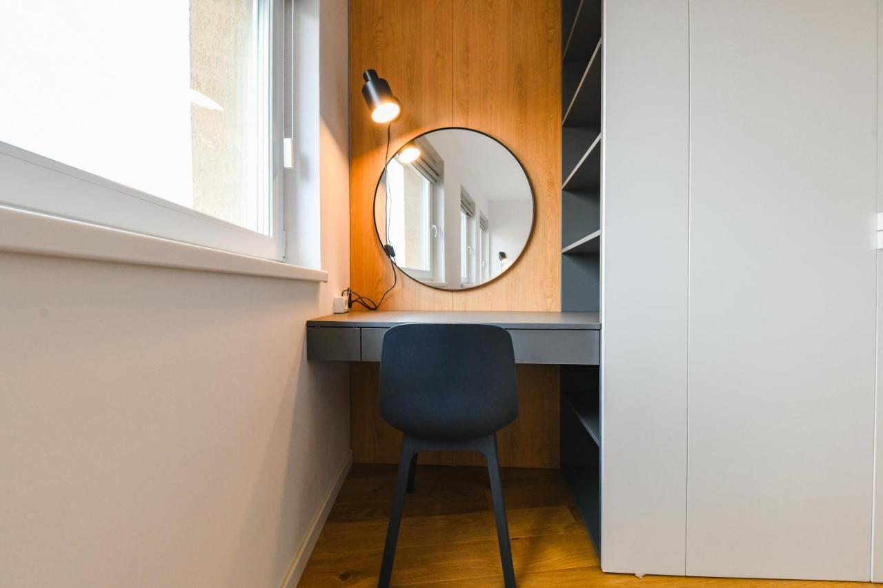 Charming 2 Bedroom Apartment Kluż-Napoka Zewnętrze zdjęcie