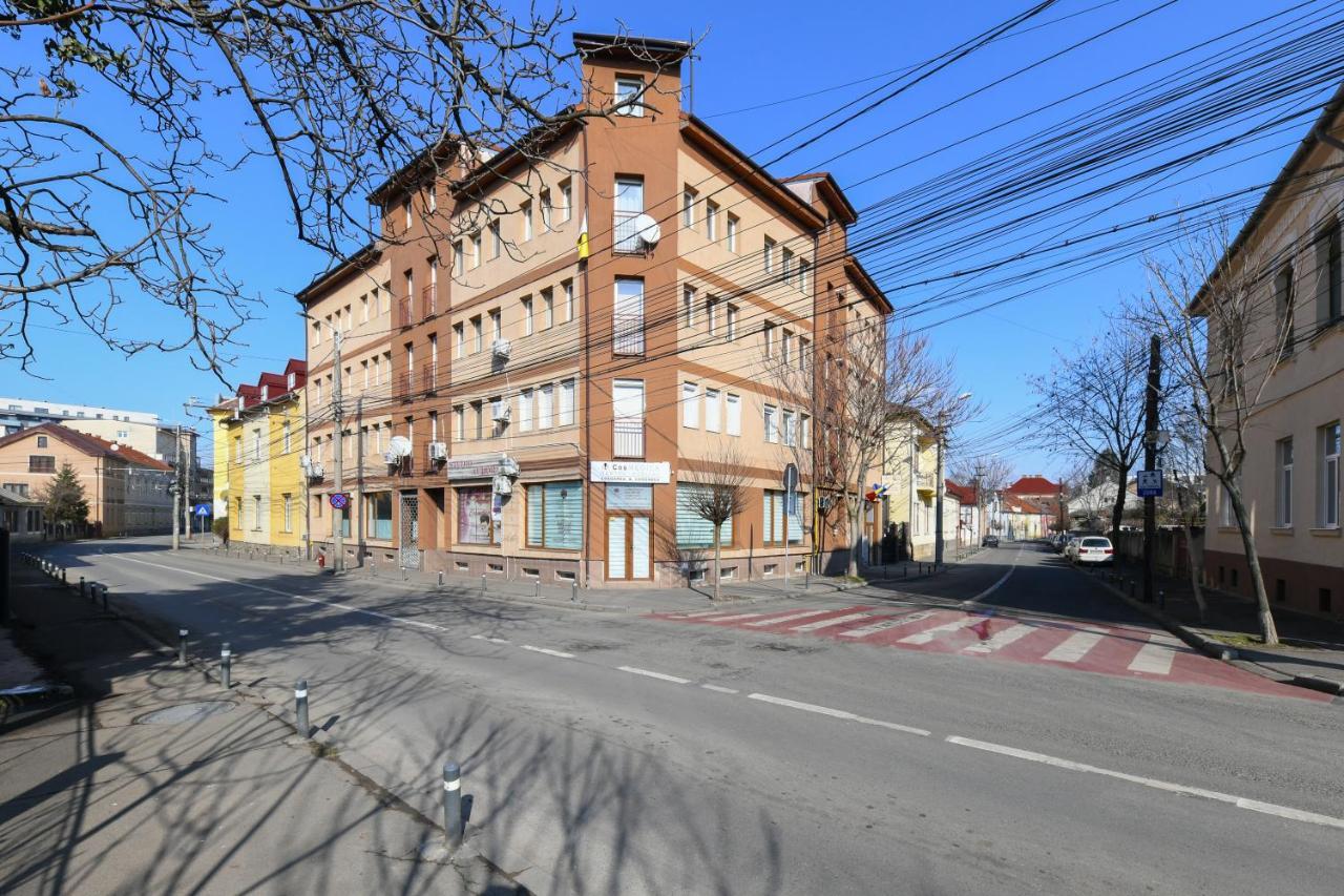 Charming 2 Bedroom Apartment Kluż-Napoka Zewnętrze zdjęcie